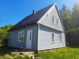 Parduodamas namas Troškūnų m., Anykščių r. sav., 98.08 m² ploto 3 kambariai 5