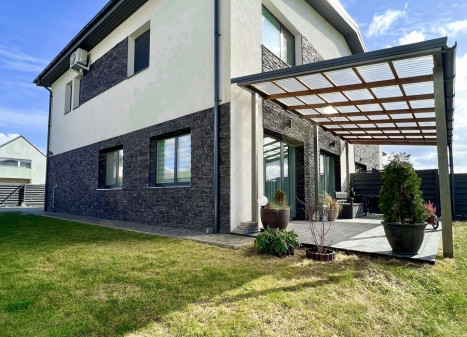 Parduodamas namas Priekulės g., Pilaitė, Vilniaus m., Vilniaus m. sav., 155.01 m2 ploto, 2 aukštai