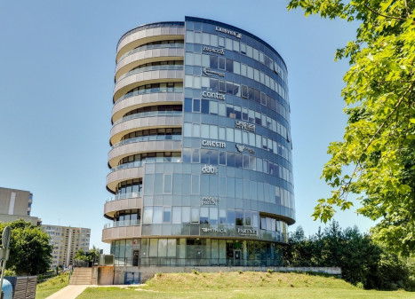 Parduodamos administracinės patalpos Laisvės pr., Justiniškės, Vilniaus m., Vilniaus m. sav., 89.39 m2 ploto