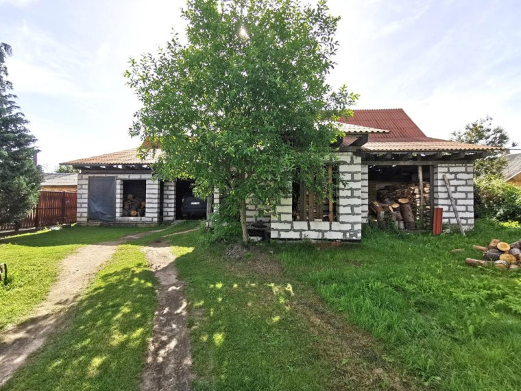 Parduodamas namas Ryto g., Švenčionėlių m., Švenčionių r. sav., 180.00 m² ploto 3 kambariai 3