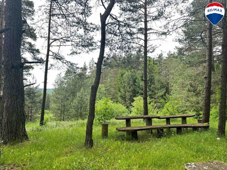 Parduodama ½ (PUSĖ) vilos Poilsiautojų g., Vištyčio sen. 15