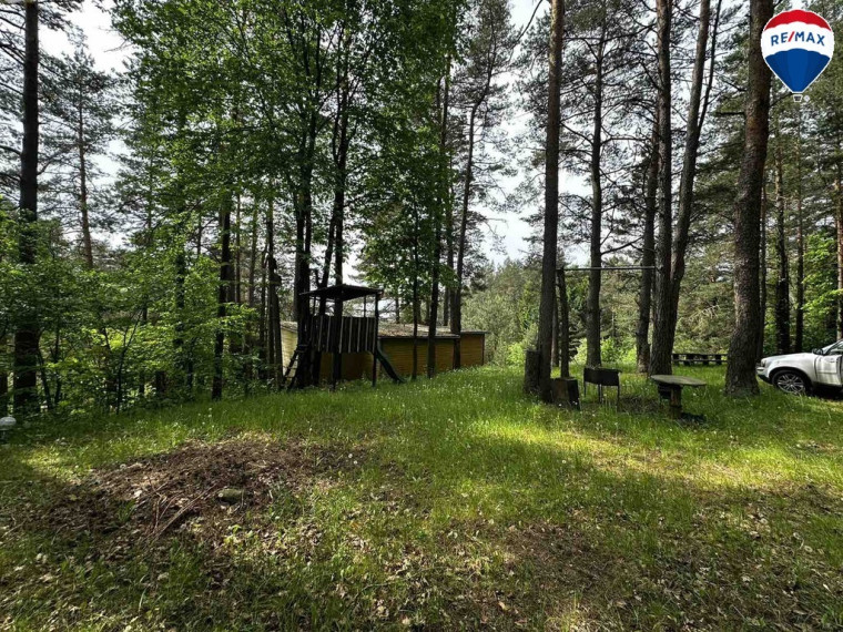 Parduodama ½ (PUSĖ) vilos Poilsiautojų g., Vištyčio sen. 16