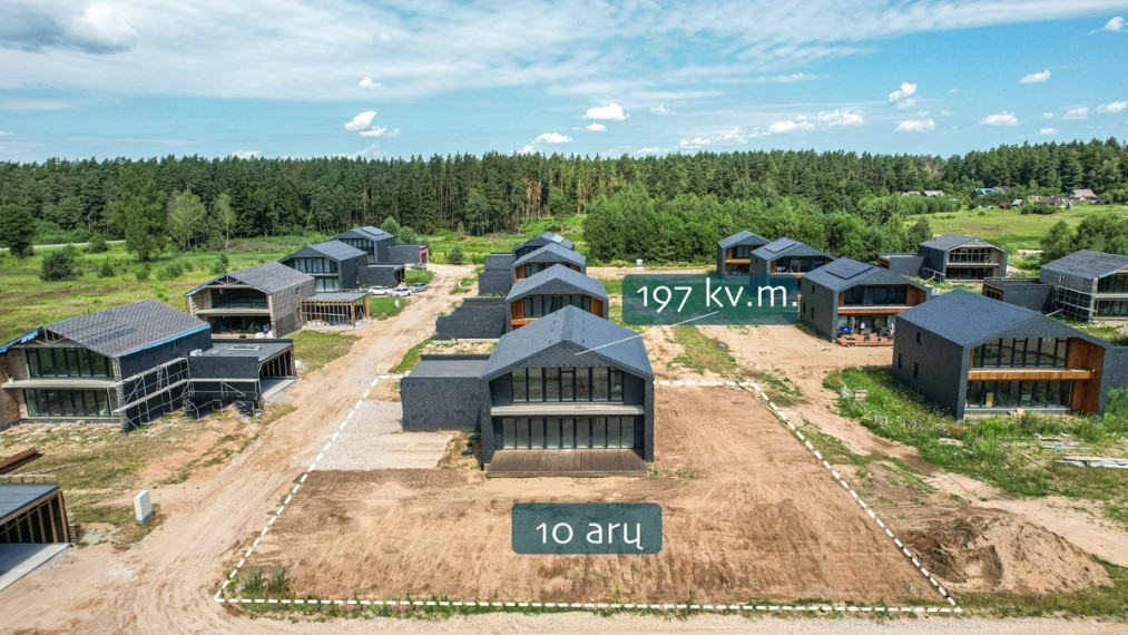 Parduodamas namas Alksnių g., Užubrasčio k., Vilniaus r. sav., 200 m2 ploto, 2 aukštai 2