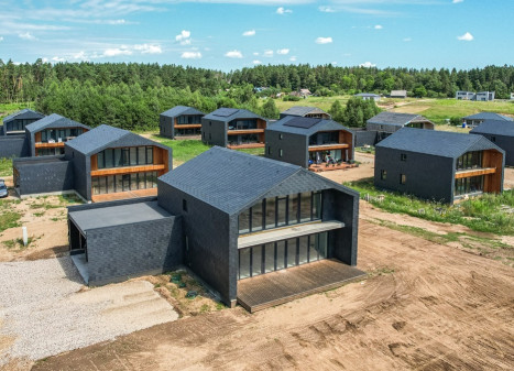 Parduodamas namas Alksnių g., Užubrasčio k., Vilniaus r. sav., 200 m2 ploto, 2 aukštai