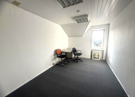 Nuomojamos administracinės patalpos Stoties g., Rožės, Panevėžio m., Panevėžio m. sav., 13.64 m2 ploto Nuomojamos administracinės patalpos Stoties g., Rožės, Panevėžio m., Panevėžio m. sav., 13.64 m2 ploto