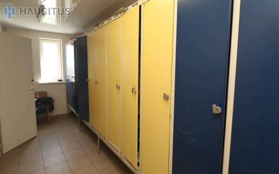 Parduodamos patalpos Daržų g., Staškūniškio k., 205 kv.m ploto 12