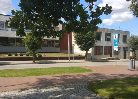 Parduodamos administracinės, kitos paskirties, maitinimo patalpos Birutės a., Krekenavos mstl., Panevėžio r. sav., 164 m2 ploto