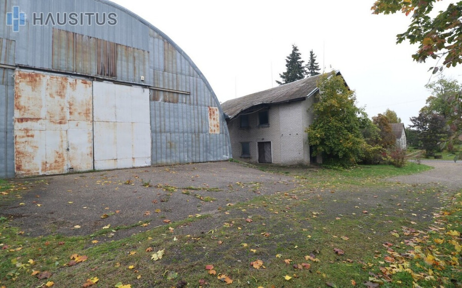 Parduodamos patalpos Trumbatiškio g., Debeikių mstl., 366 kv.m ploto 2