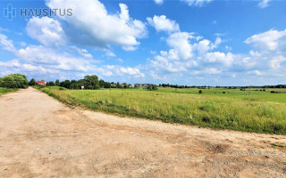 Parduodamas sklypas Molainių k., 32 a ploto 4