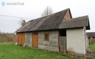 Parduodamas butas 31.32 kv.m ploto su žemės sklypu 12