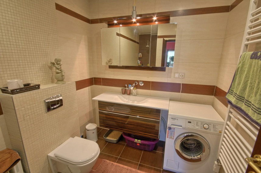 Parduodamas namas Žemynos g., Pabaliai, Šiaulių m., Šiaulių m. sav., 266.06 m² ploto 6 kambariai 15
