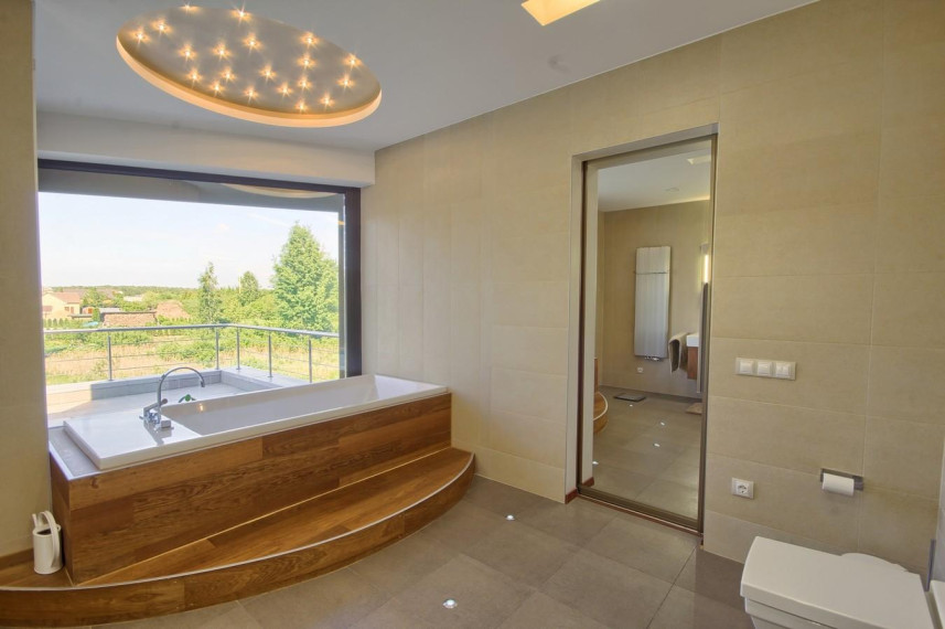 Parduodamas namas Žemynos g., Pabaliai, Šiaulių m., Šiaulių m. sav., 266.06 m² ploto 6 kambariai 11