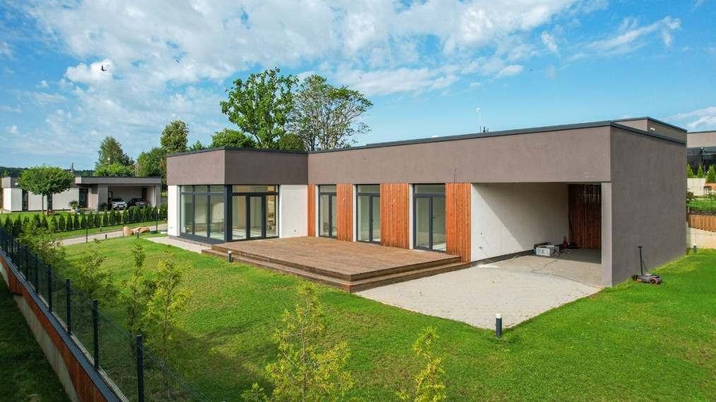 Parduodamas namas Filaretų g., Didžiasalio k., Vilniaus r. sav., 158 m2 ploto, 1 aukštai 1