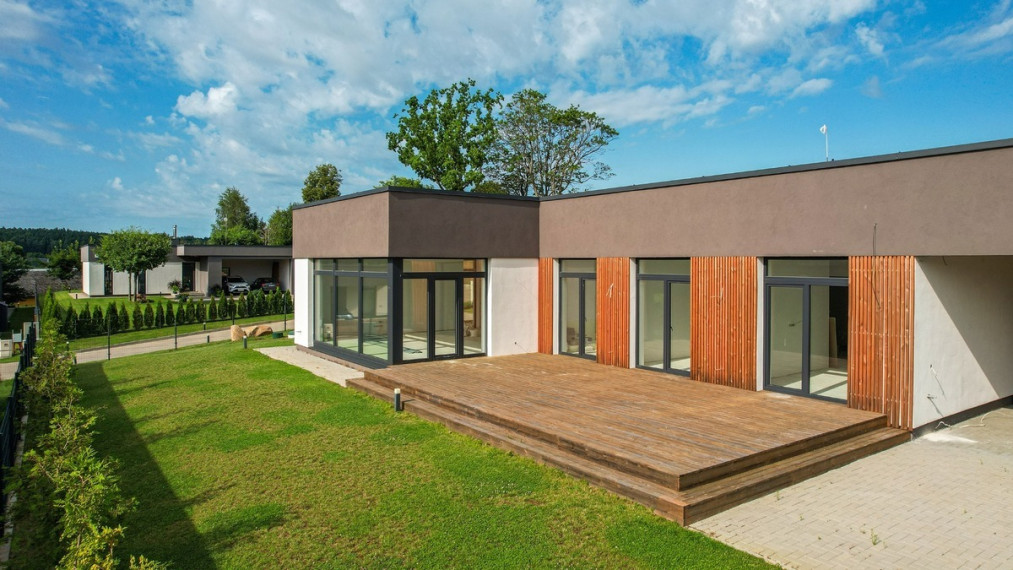 Parduodamas namas Filaretų g., Didžiasalio k., Vilniaus r. sav., 158 m2 ploto, 1 aukštai 2