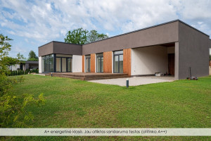 Parduodamas namas Filaretų g., Didžiasalio k., Vilniaus r. sav., 158 m2 ploto, 1 aukštai 4