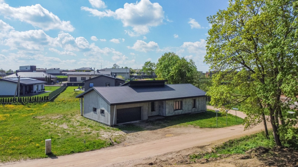 Parduodamas namas Laisvės g., Jonavos m., Jonavos r. sav., 180 m2 ploto, 1 aukštai 5