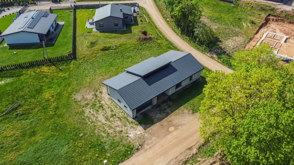 Parduodamas namas Laisvės g., Jonavos m., Jonavos r. sav., 180 m2 ploto, 1 aukštai 4