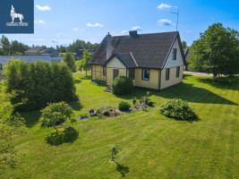 Parduodamas namas Draugystės g., Trakiškio k., Panevėžio r. sav., 135.89 m2 ploto, 2 aukštai 20