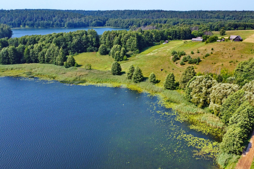 Parduodama sena sodyba su daug ežero pakrantės, žemės sklypas 3,54 ha, Trakų r. Kozelkiškių k. 13
