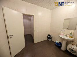 ATSKIRAS AUKŠTAS BIURUI SU PARKAVIMO VIETOMIS, ARTI IŠVAŽIAVIMAS Į A1 16
