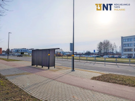 ATSKIRAS AUKŠTAS BIURUI SU PARKAVIMO VIETOMIS, ARTI IŠVAŽIAVIMAS Į A1 24