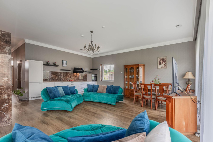 Parduodamas namas Jukšėnų g., Kūlių k., Vilniaus r. sav., 166.96 m² ploto 5 kambariai 5