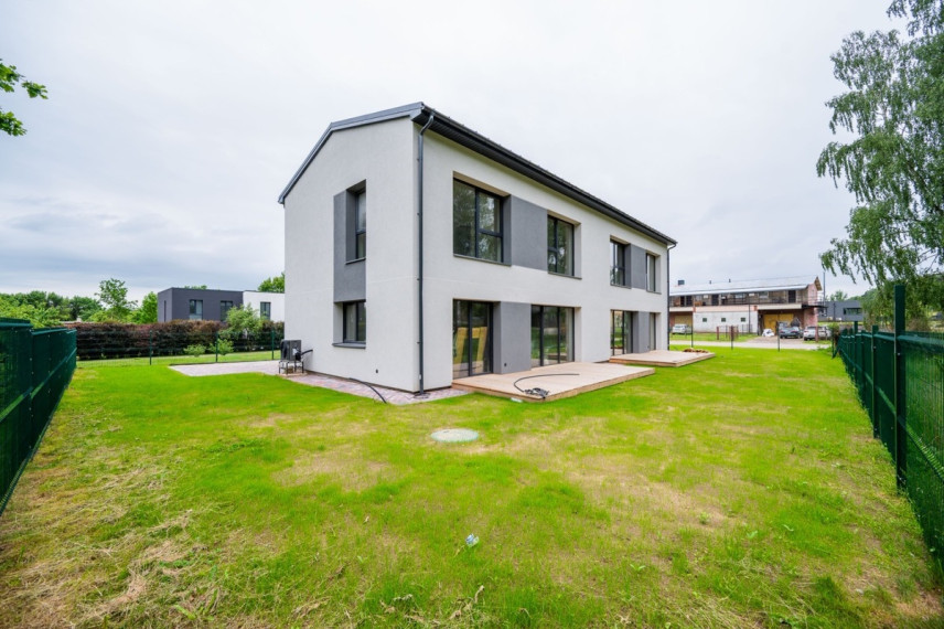 Parduodamas namas Juodvarnių g., Bajorai, Vilniaus m., Vilniaus m. sav., 110 m2 ploto, 2 aukštai 3