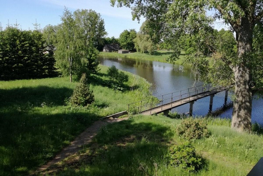 Parduodamas namas Žalesio g., Tiskūnų k., Kėdainių r. sav., 545.2 m² ploto 11 kambarių 3