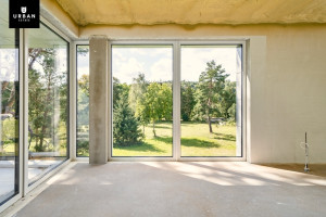 IŠSKIRTINIS NAMAS LAURŲ G. VILNIUJE, ŠALIA UPĖS 21