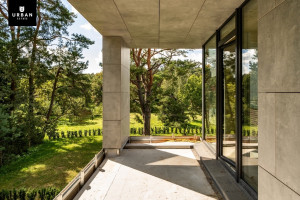IŠSKIRTINIS NAMAS LAURŲ G. VILNIUJE, ŠALIA UPĖS 26