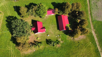 Gera kaina parduodamas renovuotas namas 84 kv.m ploto Utenos raj., Vilučių k. 3