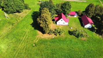 Gera kaina parduodamas renovuotas namas 84 kv.m ploto Utenos raj., Vilučių k. 7
