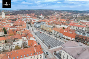 Nuomojamas 3 k. butas šalia Rotušės, Vilniaus Senamiestyje 13