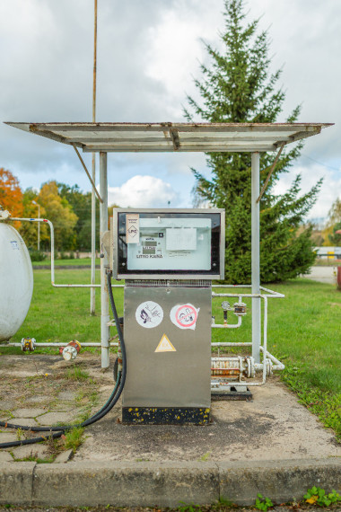 Parduodamos administracinės, gamybinės, kitos paskirties, maitinimo, paslaugų, prekybos, sandėliavimo patalpos Rygos g., Gataučių k., Joniškio r. sav., 131.48 m2 ploto 4