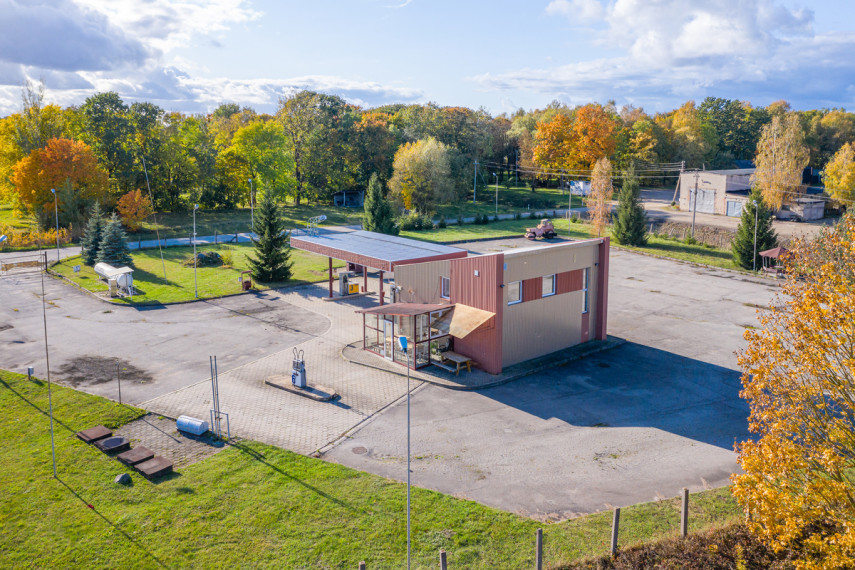 Parduodamos administracinės, gamybinės, kitos paskirties, maitinimo, paslaugų, prekybos, sandėliavimo patalpos Rygos g., Gataučių k., Joniškio r. sav., 131.48 m2 ploto 15