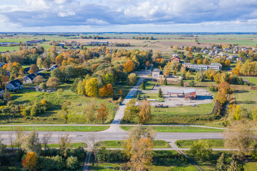 Parduodamos administracinės, gamybinės, kitos paskirties, maitinimo, paslaugų, prekybos, sandėliavimo patalpos Rygos g., Gataučių k., Joniškio r. sav., 131.48 m2 ploto 24