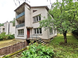 Parduodamas namas Medžiotojų g., Anykščių m., Anykščių r. sav., 208.62 m² ploto 5 kambariai 1