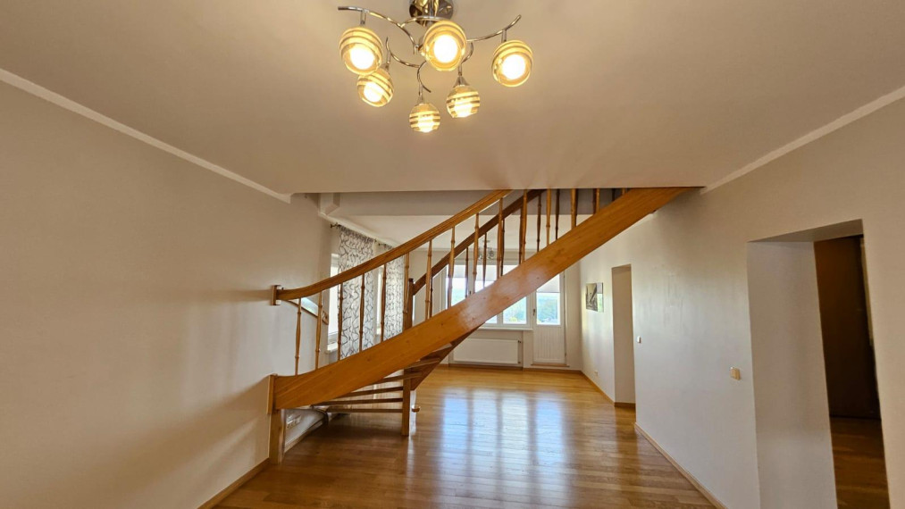 Nuomojamas butas Saulėnų g., Putinų, Alytaus m., Alytaus m. sav., 166.00 m² ploto 5 kambariai 1