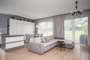 Parduodamas namas Valdemaro Čarneckio g., Pavilnys, Vilniaus m., Vilniaus m. sav., 142 m2 ploto, 2 aukštai 3