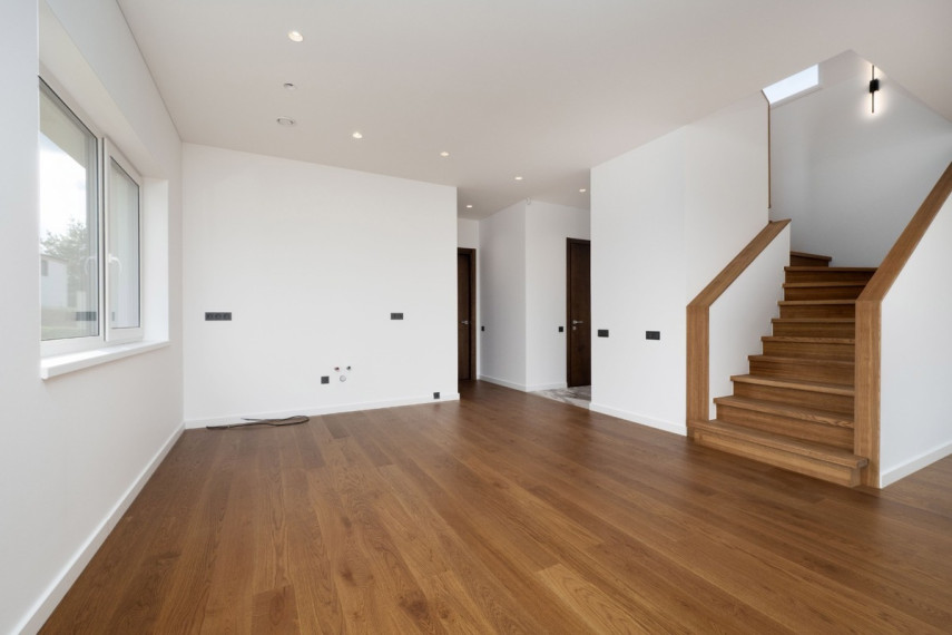 Parduodamas namas Smilgų g., Kairėnų k., Vilniaus r. sav., 134 m2 ploto, 2 aukštai 5