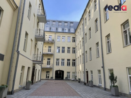 Parduodamos komercinės patalpos Gedimino pr. 22, Senamiestyje, Vilniuje, 244.33 kv.m ploto 3