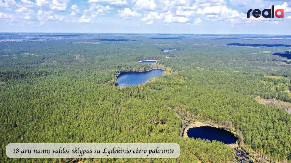 Parduodamas žemės sklypas 519 a ploto, prie nedidelio Lydekinio ežero, įeinančio į sklypo teritoriją. 3