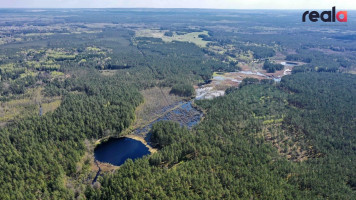 Parduodamas žemės sklypas 519 a ploto, prie nedidelio Lydekinio ežero, įeinančio į sklypo teritoriją. 8