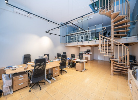 Parduodamos administracinės, kitos paskirties, paslaugų, prekybos, sandėliavimo patalpos Fabijoniškių g., Fabijoniškės, Vilniaus m., Vilniaus m. sav., 153.07 m2 ploto