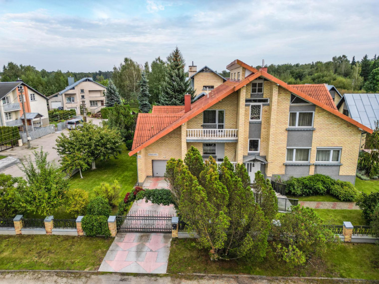 Parduodamas namas Samanynės g., Vaivados, Panevėžio m., Panevėžio m. sav., 402.56 m² ploto 6 kambariai 1