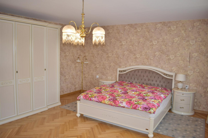 Parduodamas namas Samanynės g., Vaivados, Panevėžio m., Panevėžio m. sav., 402.56 m² ploto 6 kambariai 13