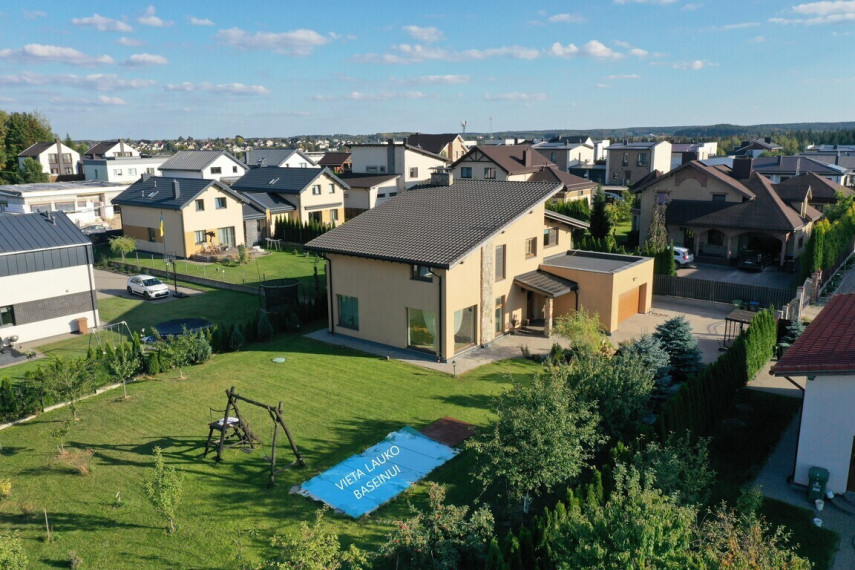 Parduodamas namas Kazio Bizausko g., Pavilnyje, Vilniuje, 254 kv.m ploto 35