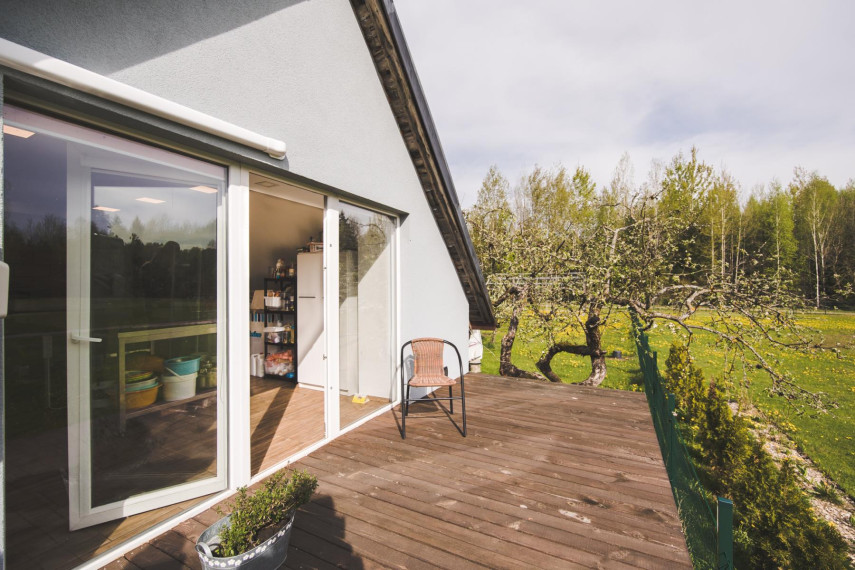 Parduodamas namas Miško g., Albertavos k., Jonavos r. sav., 359.06 m² ploto 4 kambariai 32