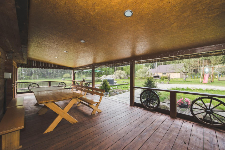 Parduodamas namas Miško g., Albertavos k., Jonavos r. sav., 359.06 m² ploto 4 kambariai 8