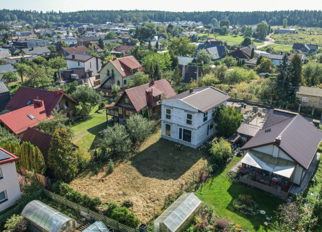 SANTARIŠĖSE, GAMTOS PRIEGLOBSTYJE, ŠALIA VANAGINĖS GEOMORFOLOGINIO DRAUSTINIO, PARDUODAMAS SVAJONIŲ NAMAS!